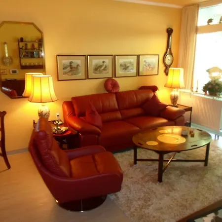 Apartment 3 Echte Dtv Sterne Muenster Mit Saunen, Schwimmbad, Wlan & Netflix! *